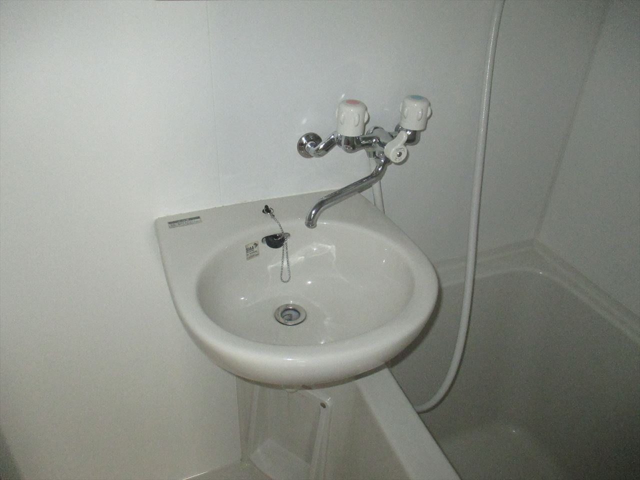 内山プラザビルの洗面所|内山プラザビル