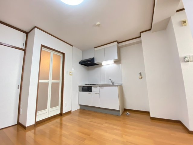 内山プラザビルの居間・リビング|内山プラザビル