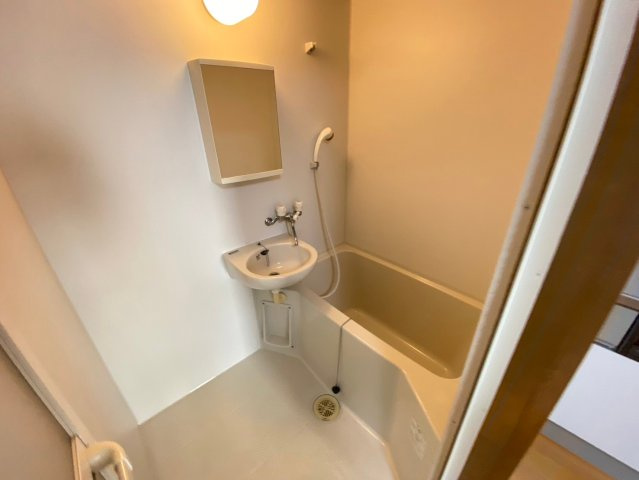 内山プラザビルのシャワールーム|内山プラザビル