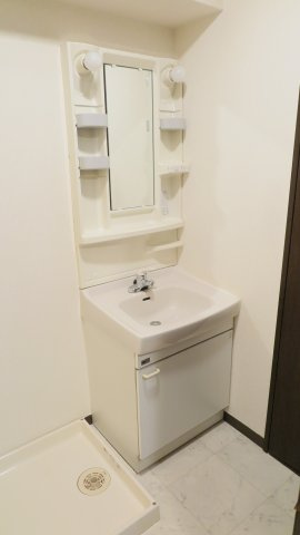 コレクション新町の洗面所