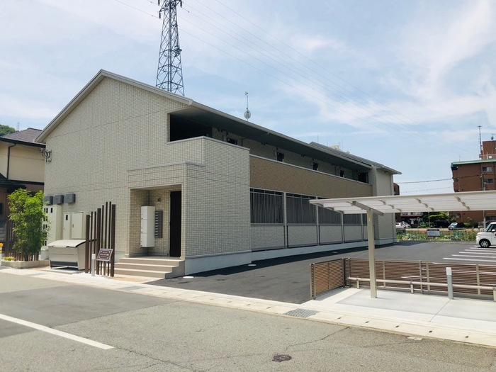 セジュール・T・青山西