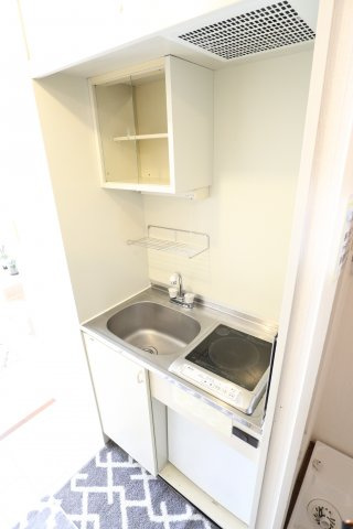 板橋区板橋１丁目の賃貸マンションのキッチン