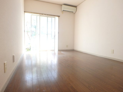 【居間・リビング】 | 岩崎ハイム