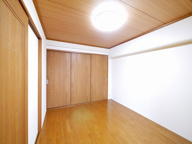 グランドハイツ森川の洋室|使い勝手のいい洋室です