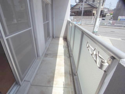 【バルコニー】 | YKハイツ大久保 | バルコニー