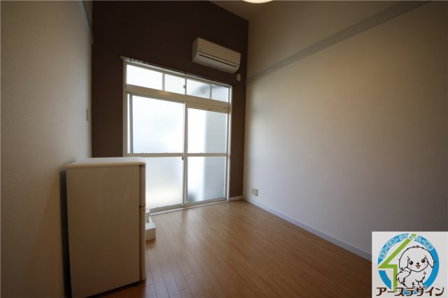 ヨーロピアン西明石の居間・リビング