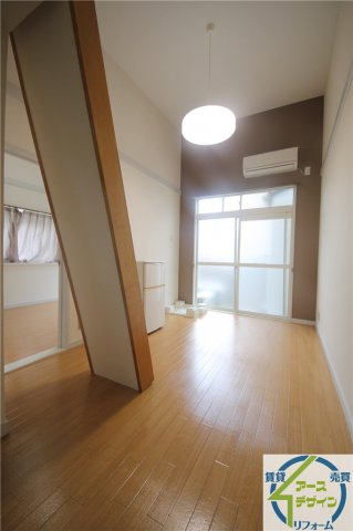 ヨーロピアン西明石の居間・リビング|ゆったり過ごせる居間です