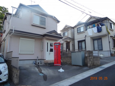 【前面道路含む現地写真】 | 当社管理／さいたま市緑区三室／全室南向き中古住宅 | 前面道路含む現地写真です