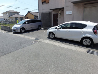 【駐車場】 | マーリンキードムⅡ