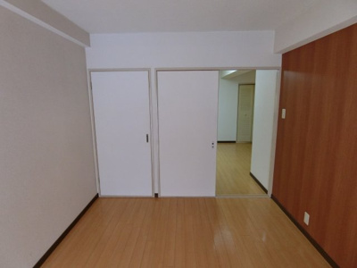 【寝室】 | グロリア与力