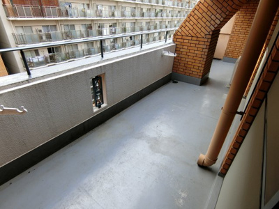 【バルコニー】 | グロリア与力