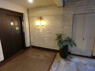 【ロビー】 | グロリア与力