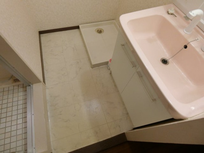 【洗面所】 | グロリア与力