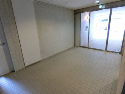 【ロビー】 | ノス・ダルジョン