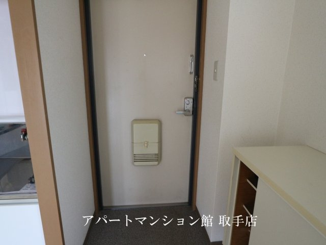 シルクハイツの玄関