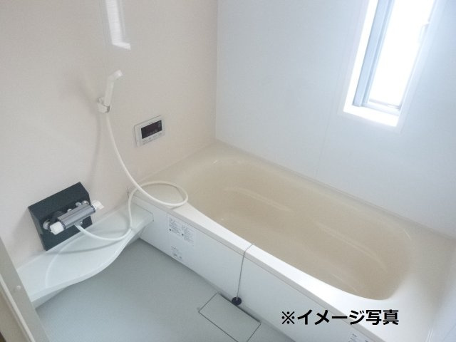 メゾンメルベーユ英賀保の浴室