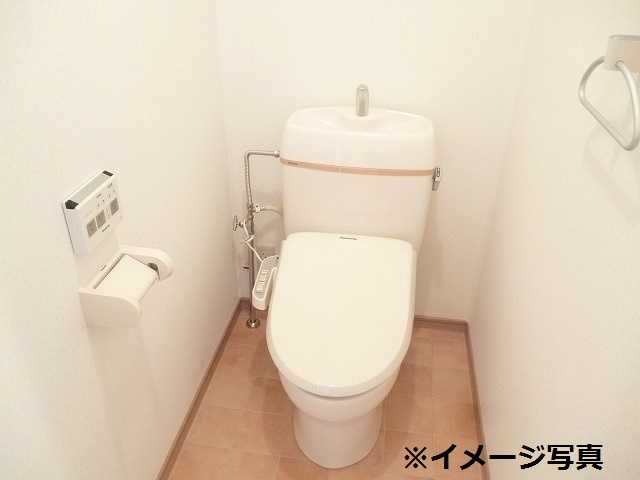 メゾンメルベーユ英賀保のトイレ