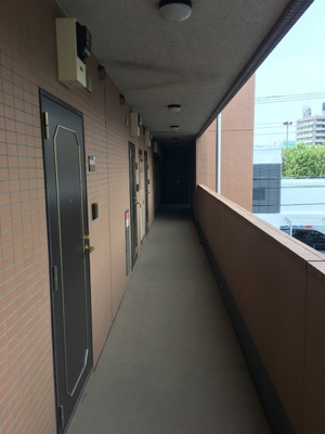 【その他共用部分】 | ノーブルコート | 共用廊下