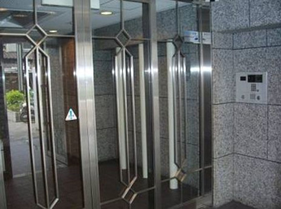 【エントランス】 | エスリード北梅田第２