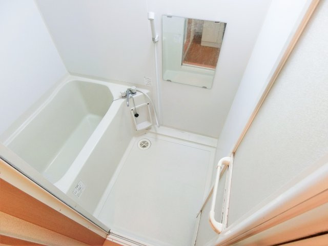 グリーンマンション雅ＡＢの浴室