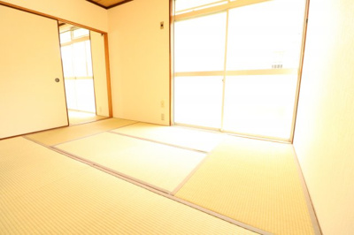 【和室】 | 東泉ヶ丘ハイツ