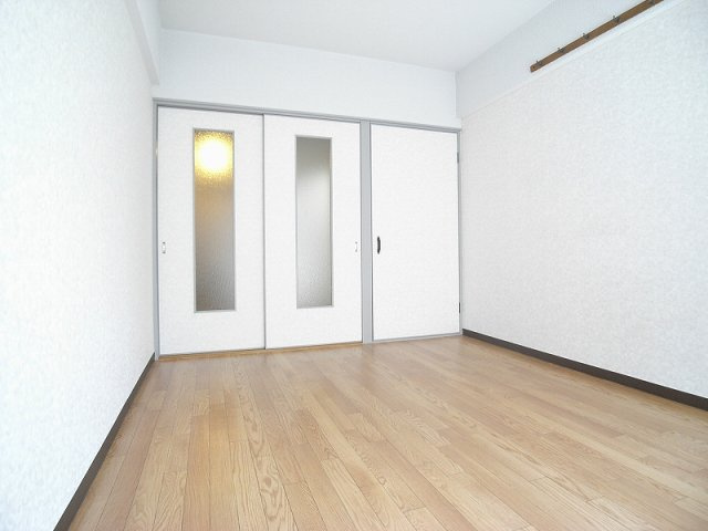 【洋室】 | ボンジュールムサシ