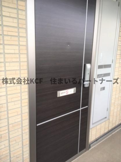 レクラデュクールの玄関|収納もある玄関です