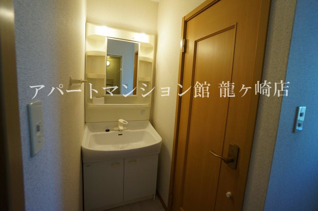 さくらヒルズの独立洗面台