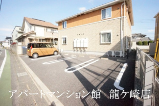【駐車場】 | メゾンソレイユ