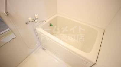 【浴室】 | ファミリープラザ朝潮橋B棟 | お風呂で日々の疲れを落としましょう