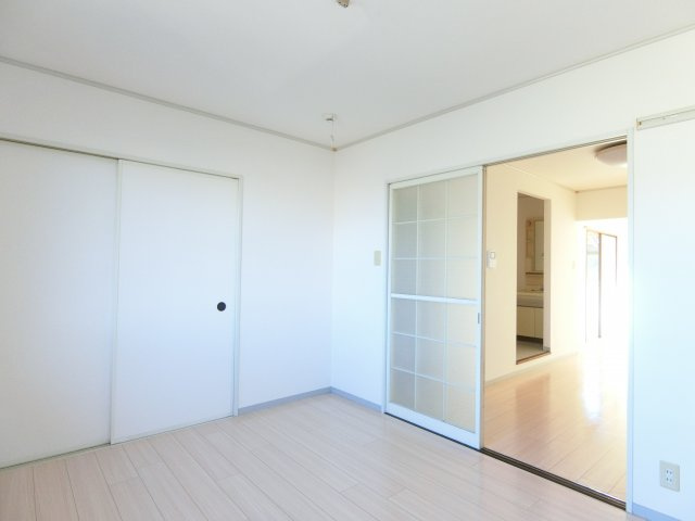 プリムローズの洋室