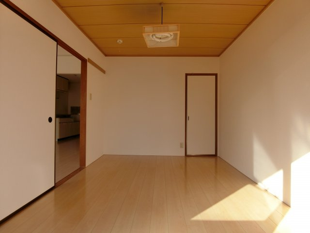 プリムローズの洋室