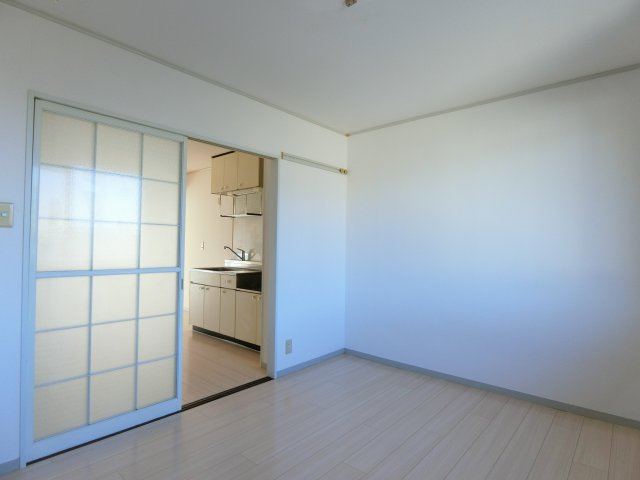 プリムローズの洋室