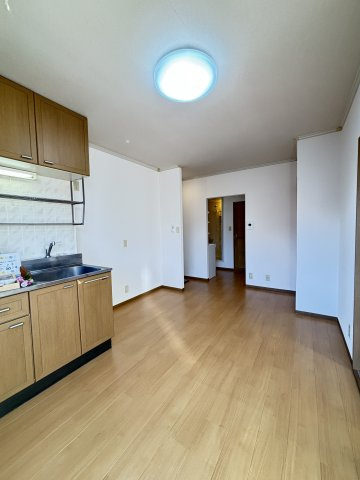 グッドワンの居間・リビング