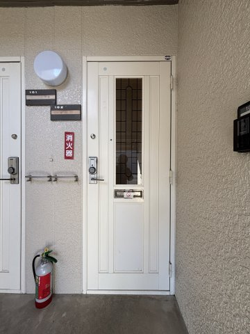 グッドワンの玄関