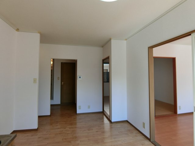 グッドワンの居間・リビング