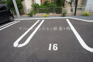 【駐車場】
