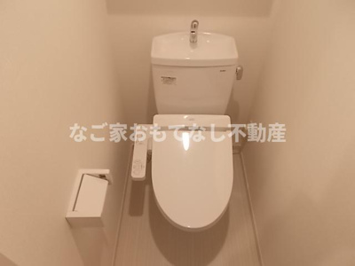 【トイレ】 | リブリ・KNウイング