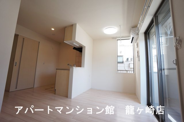 Soldiasの居間・リビング