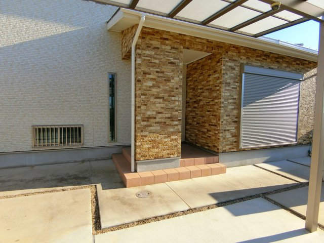 喜志町一戸建のエントランス