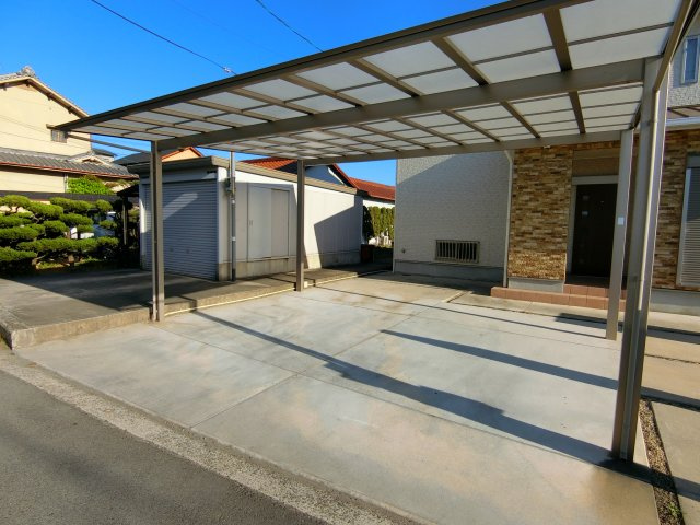 喜志町一戸建の駐車場