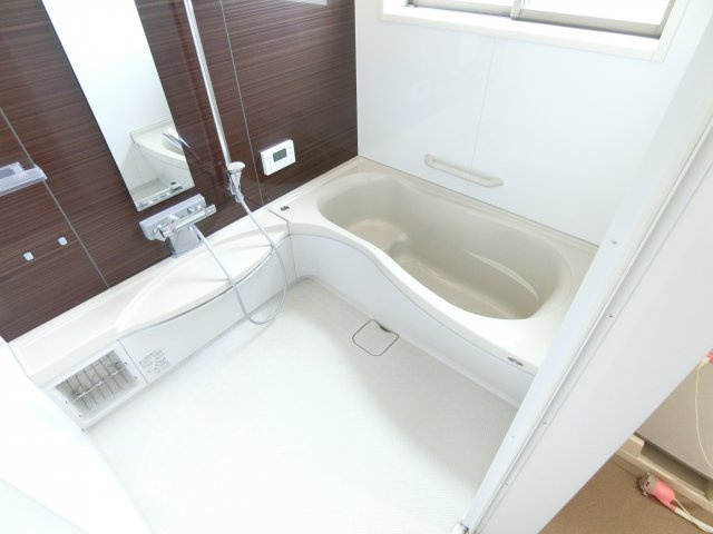 喜志町一戸建の浴室