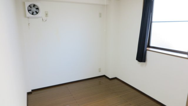 メモワール江戸堀の洋室