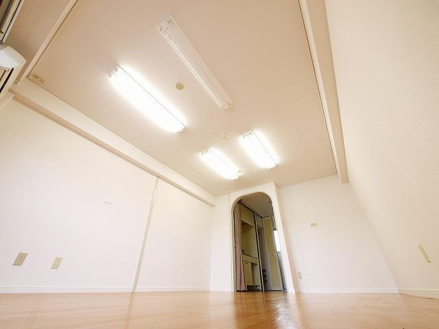 一條館の居間・リビング