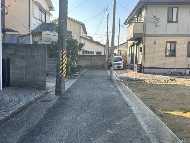 和歌山市東高松4丁目・土地・56522の前面道路含む現地写真