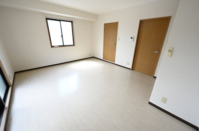 【洋室】 | 金星ビル