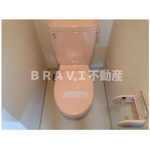 レ・コンフォルト　BRAVI不動産のトイレ|【レ・コンフォルト】トイレです