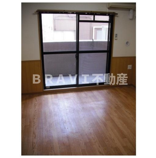 レ・コンフォルト　BRAVI不動産の寝室|【レ・コンフォルト】落ち着いて過ごせるお部屋なので、寝室にいかがでしょうか
