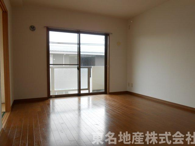 サンドミールの居間・リビング