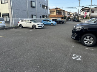 【駐車場】